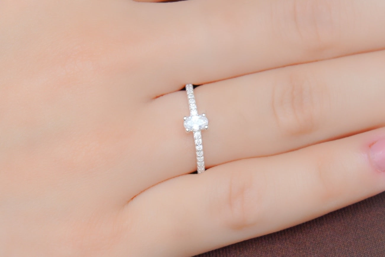 Anel Solitário Prata 925 Cravejado Pedra Oval