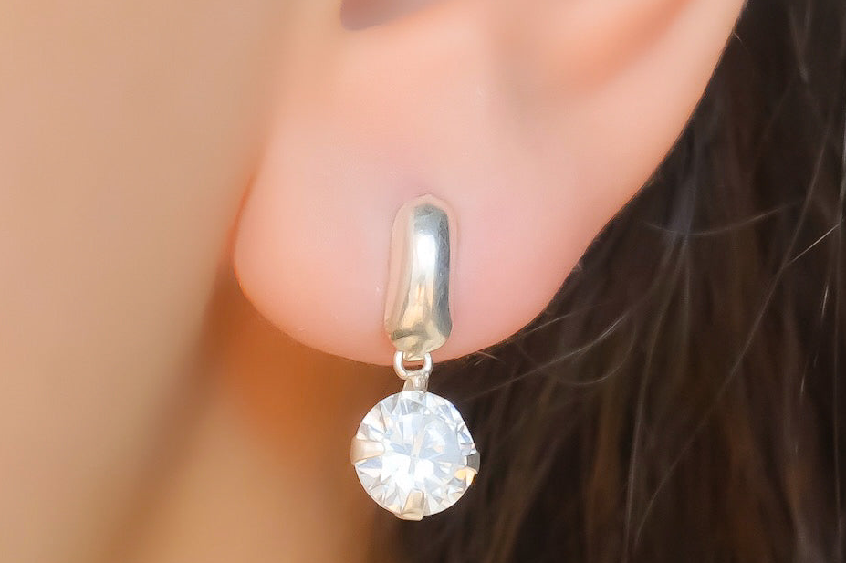 Brinco Prata 925 Pingente Ponto de Luz