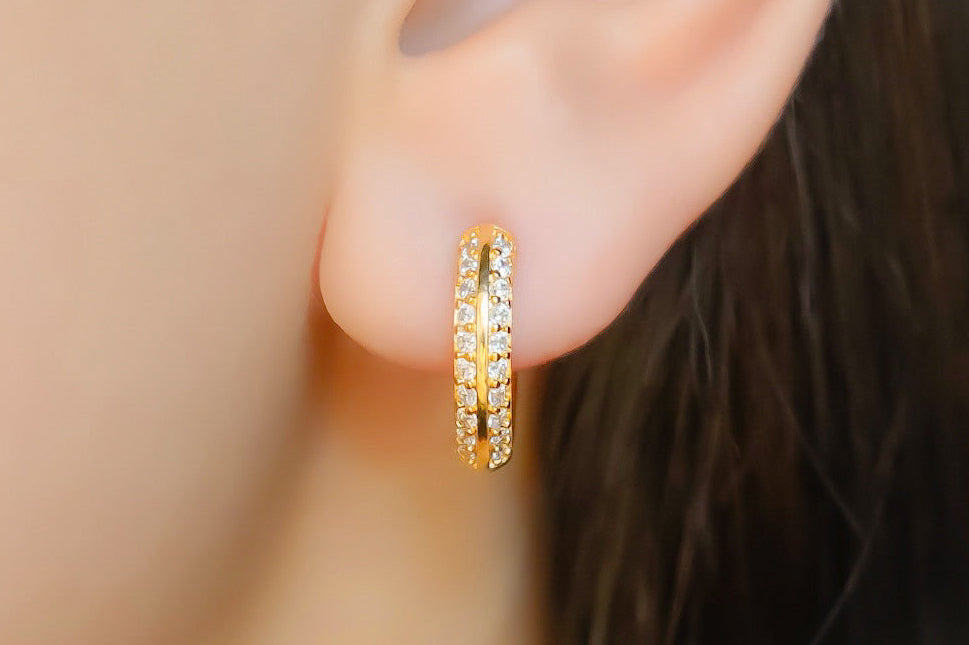 Brinco Argola Line Cravejada